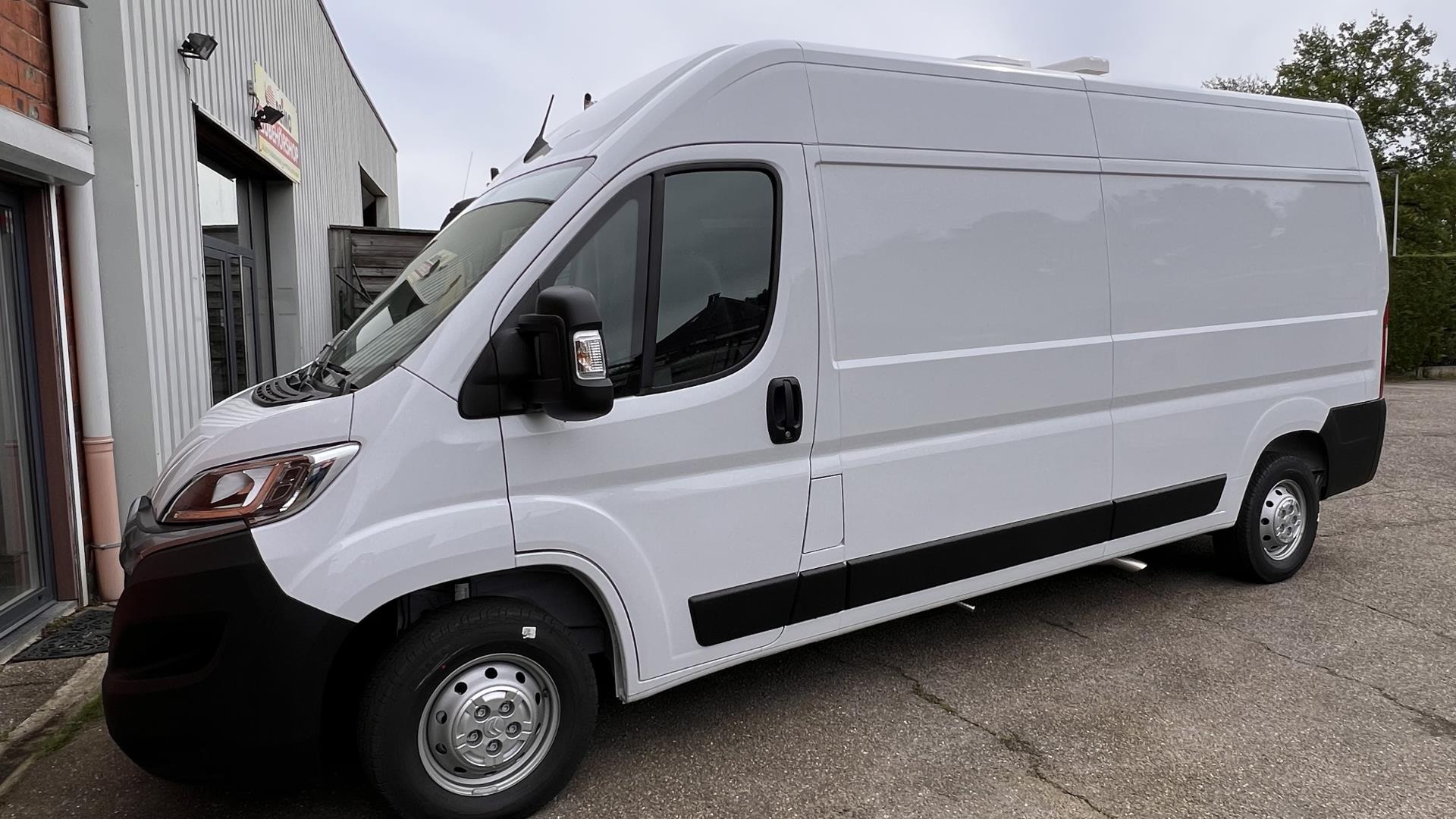 Friane Citroรซn L3H2 verhuur mobilhome verkoop